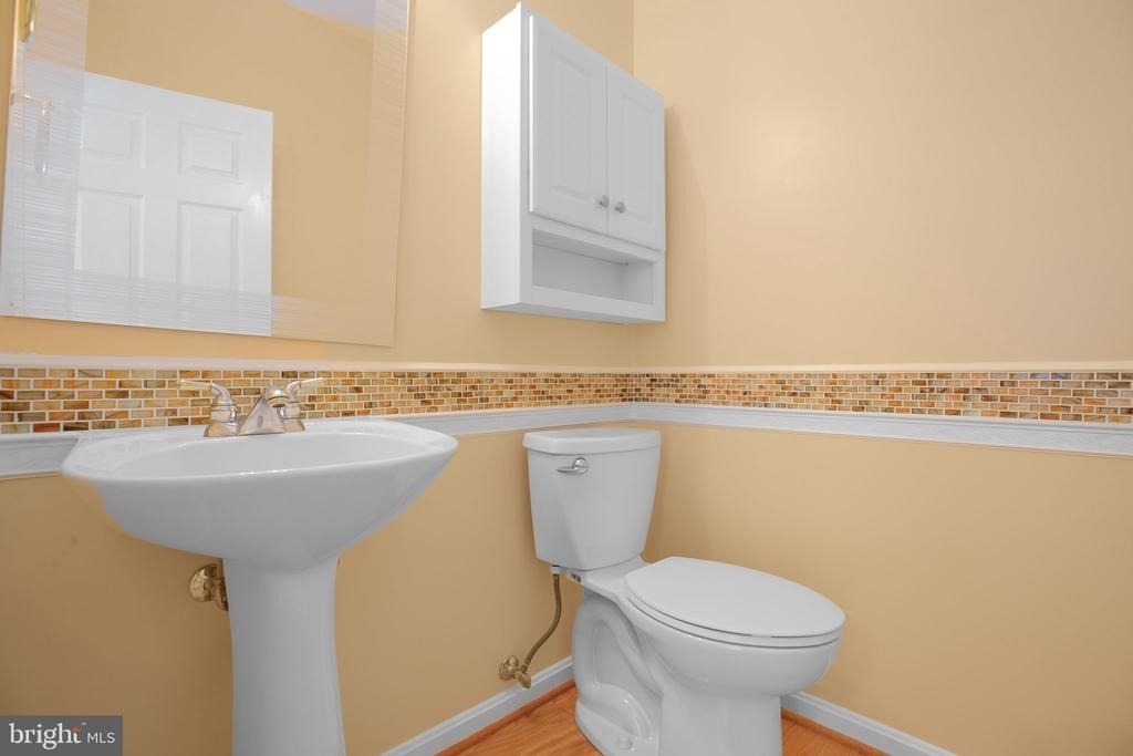 2 Alex Court - Photo 10