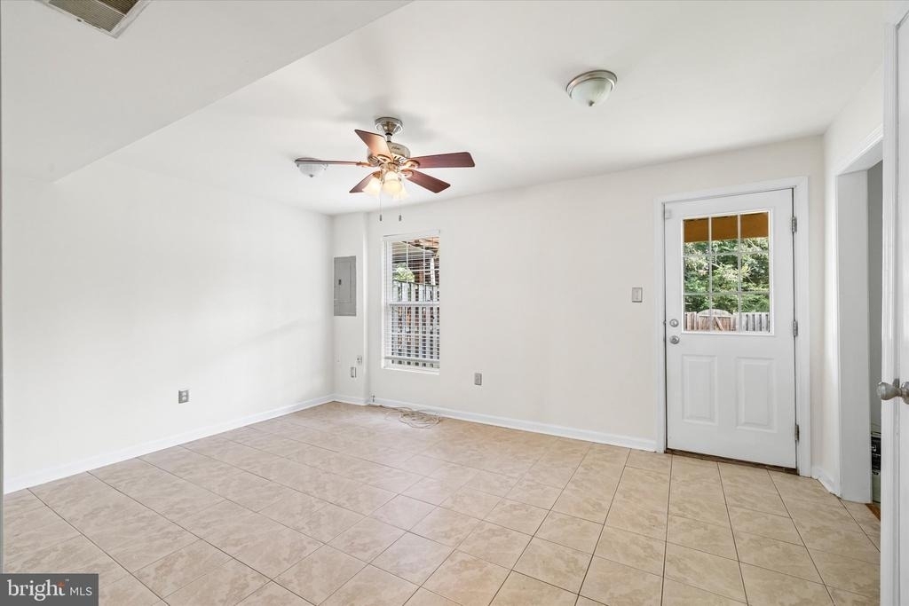 4701 Colonnade Way - Photo 26