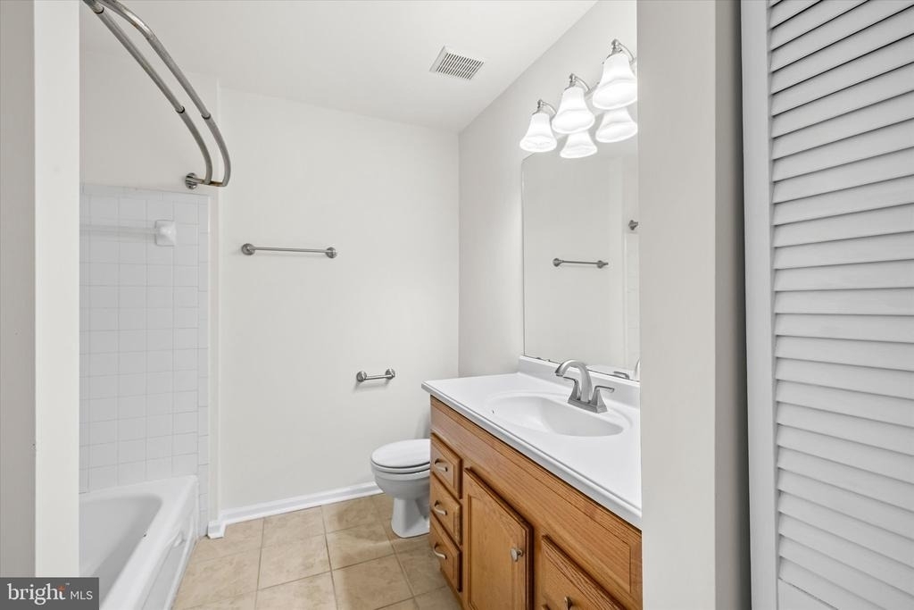 4701 Colonnade Way - Photo 20