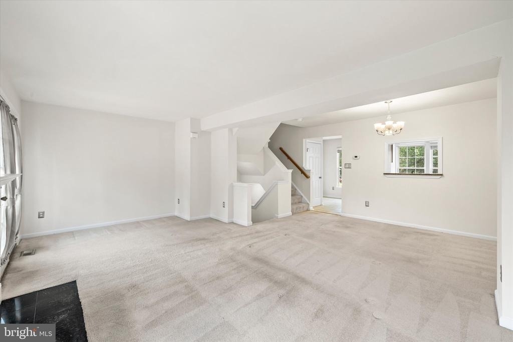 4701 Colonnade Way - Photo 8