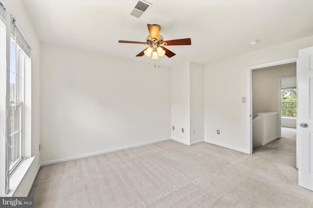 4701 Colonnade Way - Photo 15