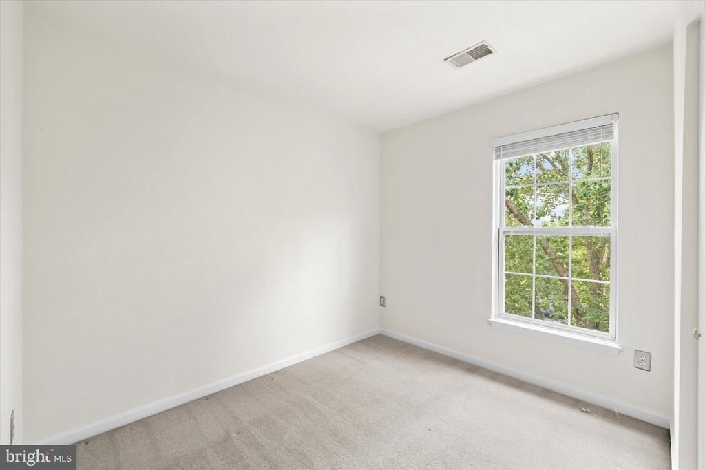 4701 Colonnade Way - Photo 21