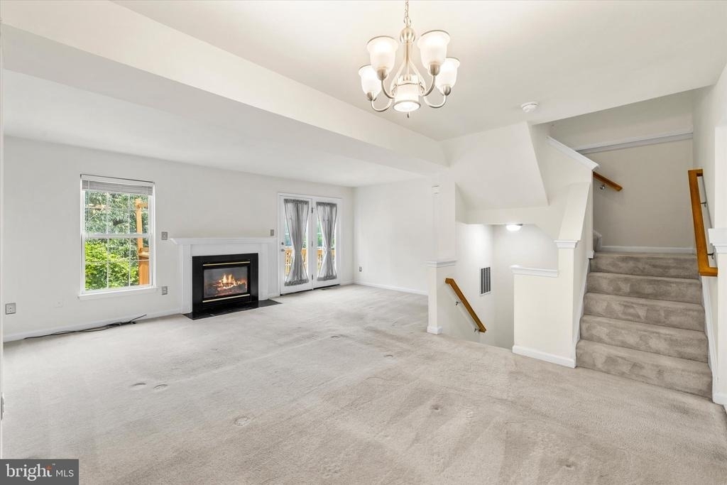 4701 Colonnade Way - Photo 4