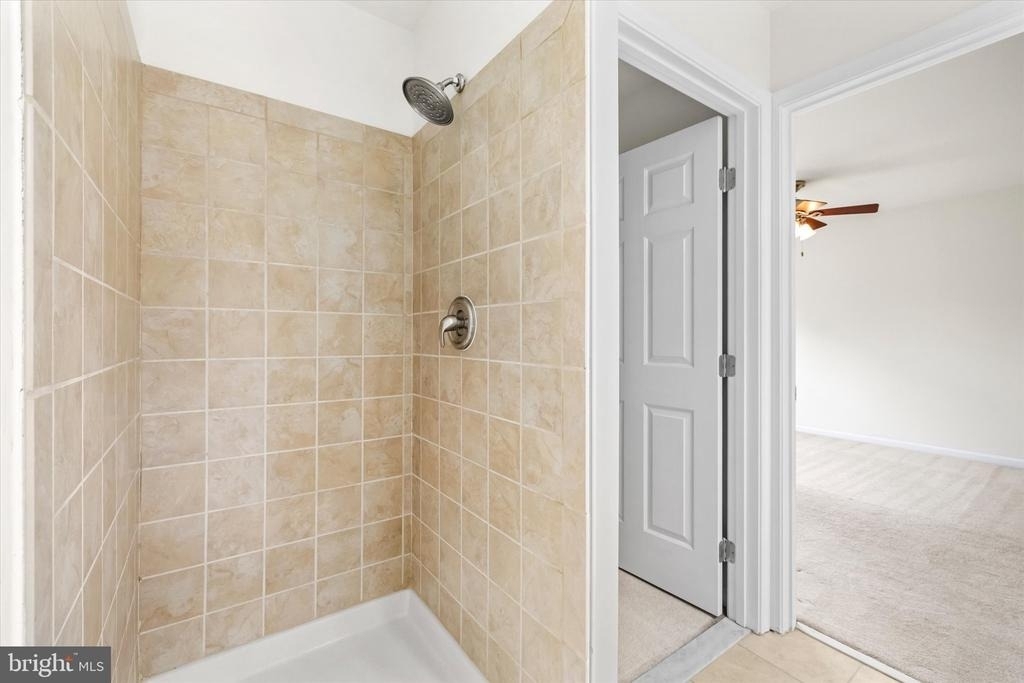 4701 Colonnade Way - Photo 17