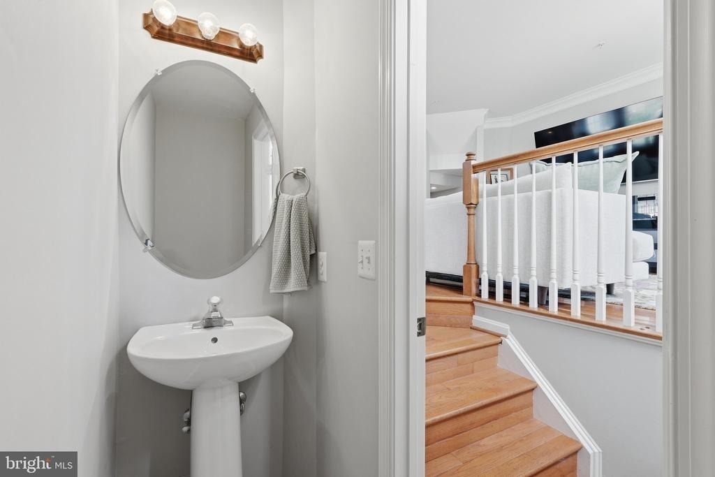 8110 Cerromar Way - Photo 3