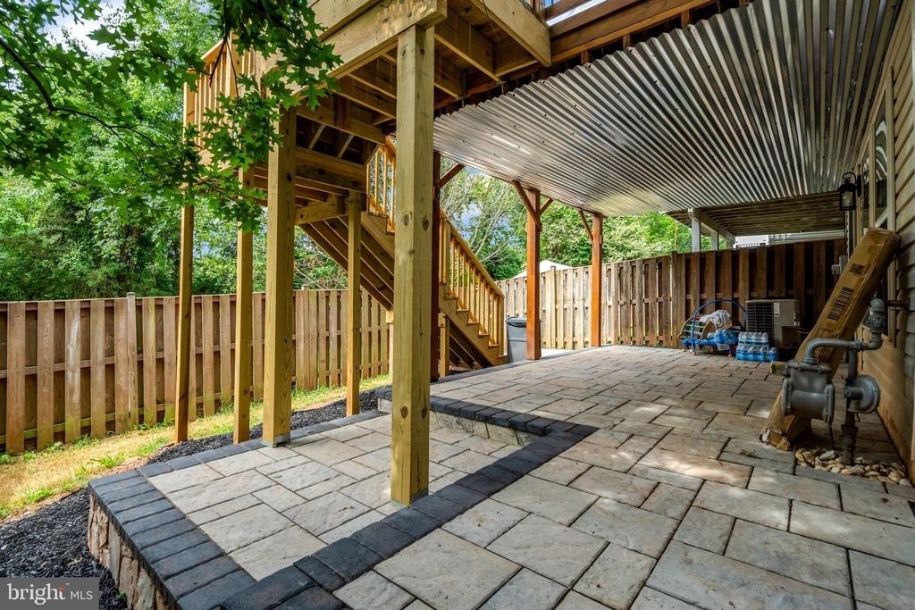 7057 Sauvage Lane - Photo 42