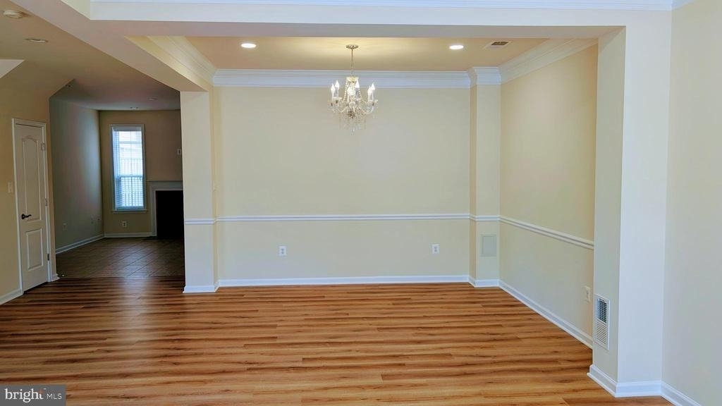19410 Front Street - Photo 4