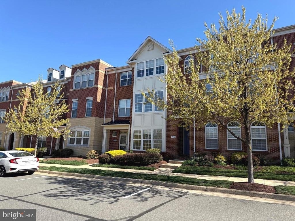 19410 Front Street - Photo 2