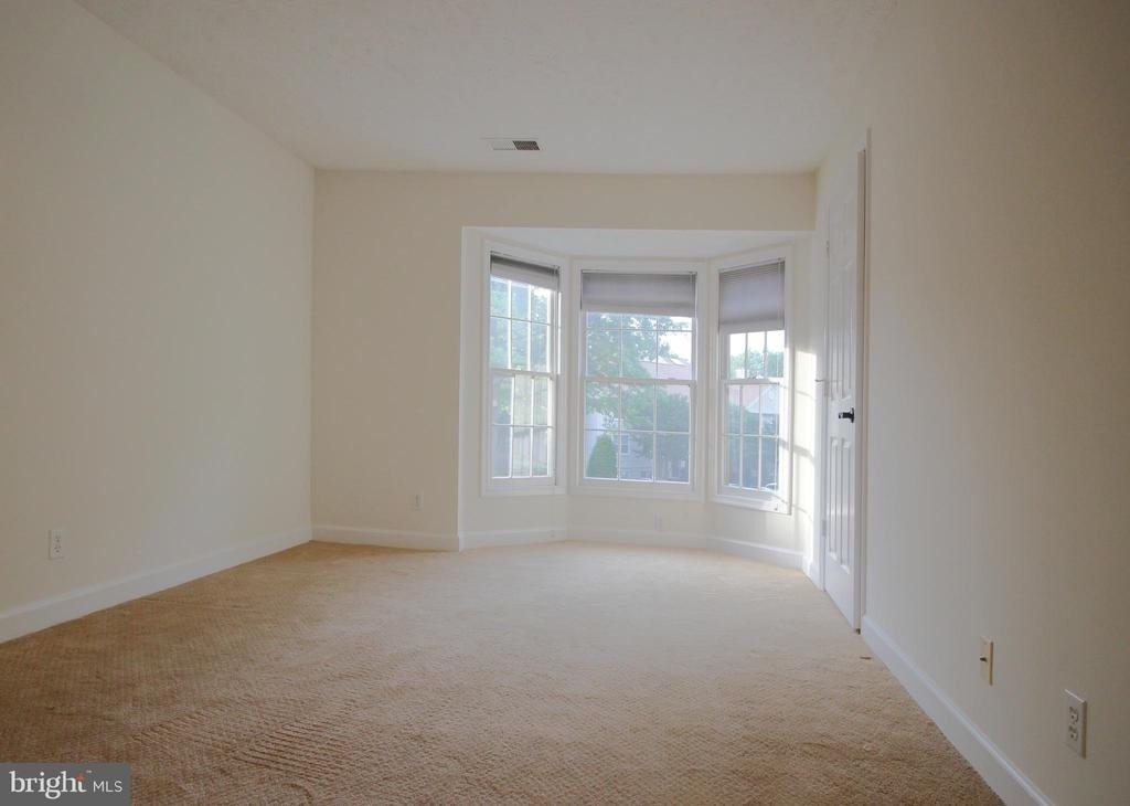 3801 Ridge Knoll Court - Photo 19