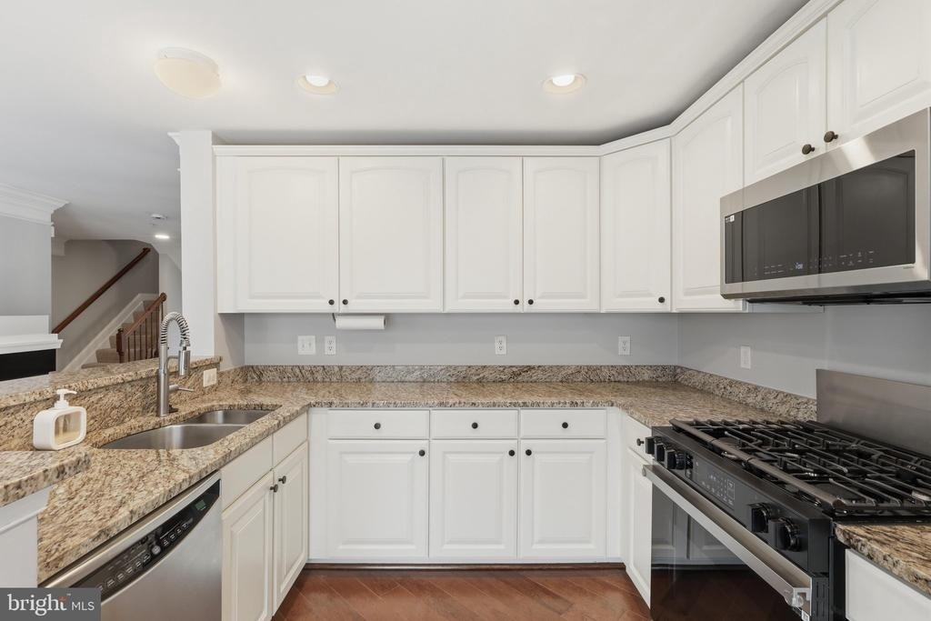 4424 Eastwick Court - Photo 9
