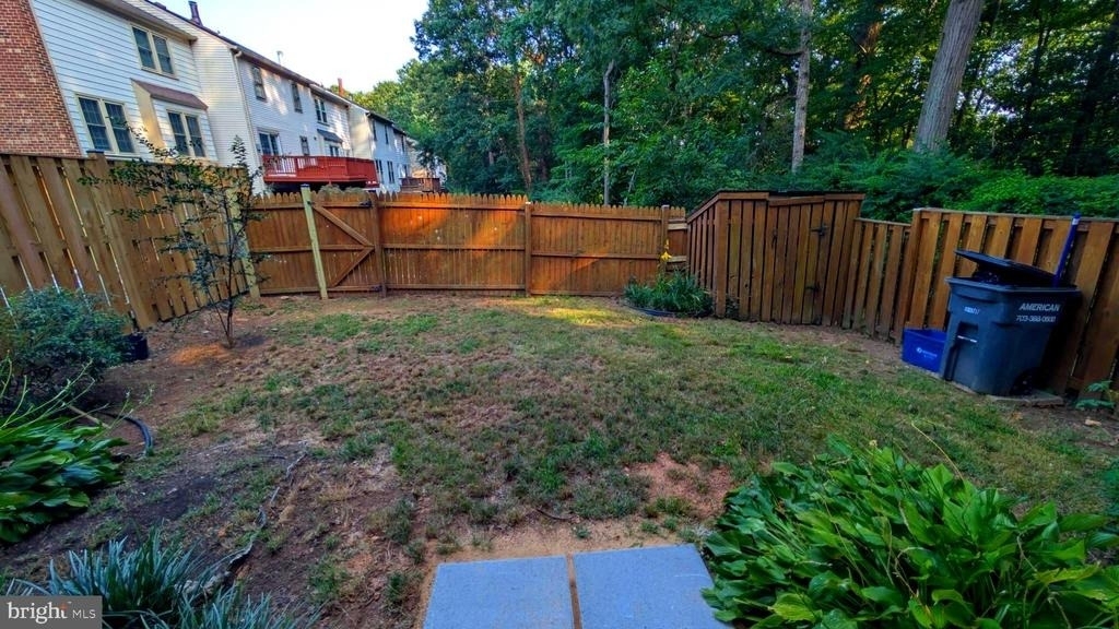 5612 Sutherland Court - Photo 36