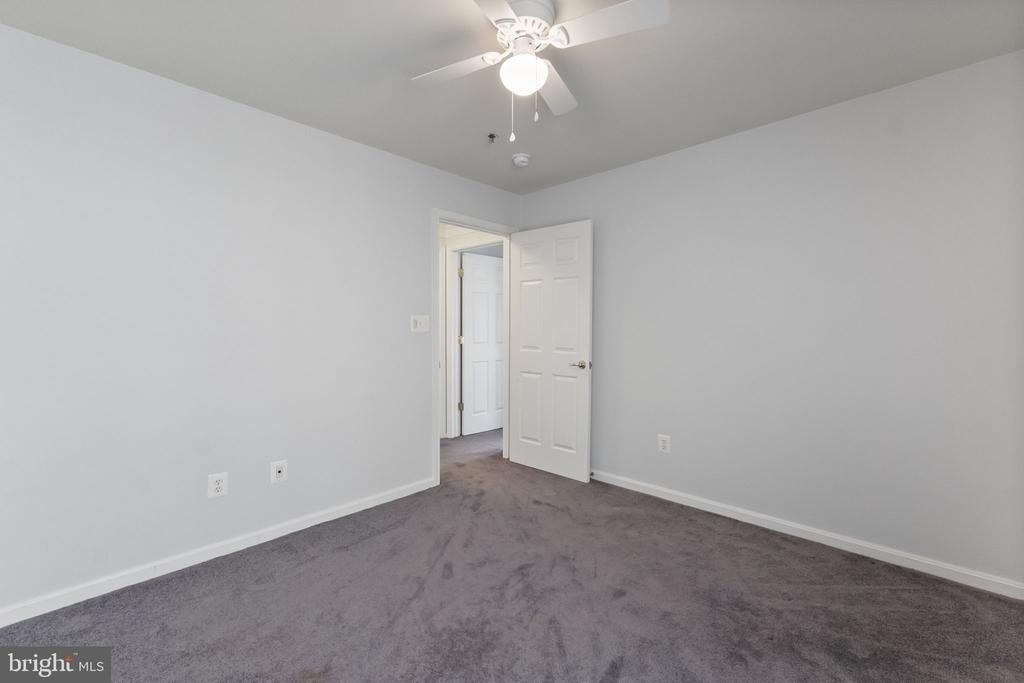 7134 Huntley Creek Place - Photo 16