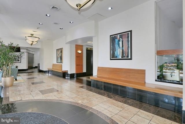 203 Yoakum Parkway - Photo 34