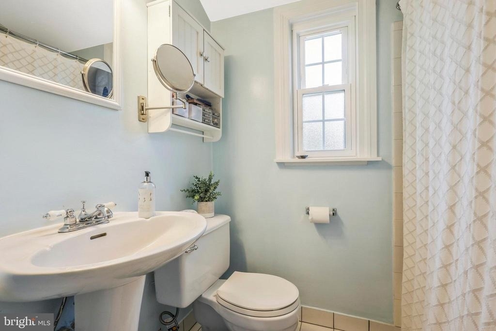 3826 King Street - Photo 14