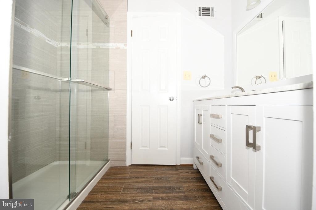601 N Tazewell Street - Photo 65