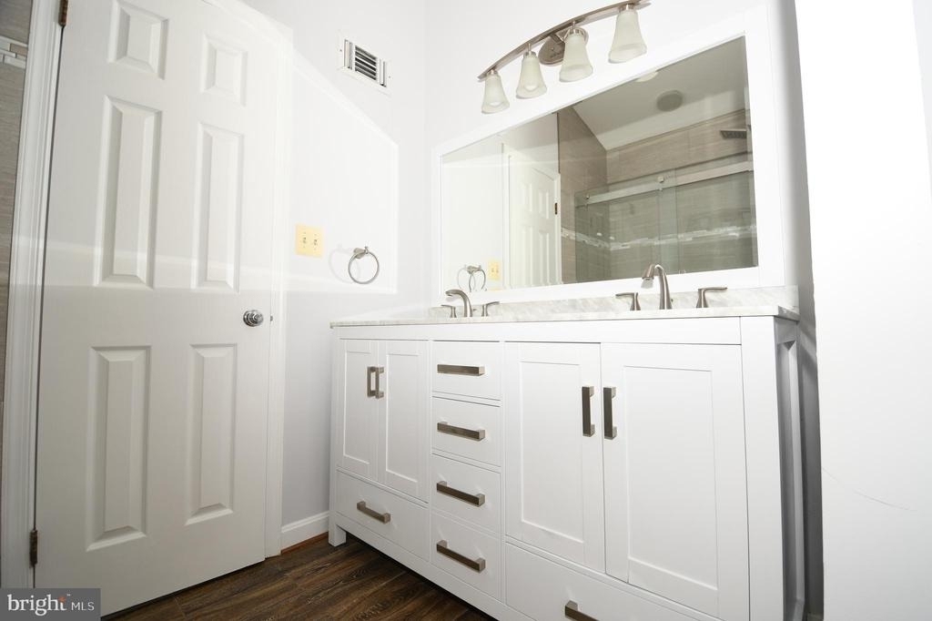 601 N Tazewell Street - Photo 66