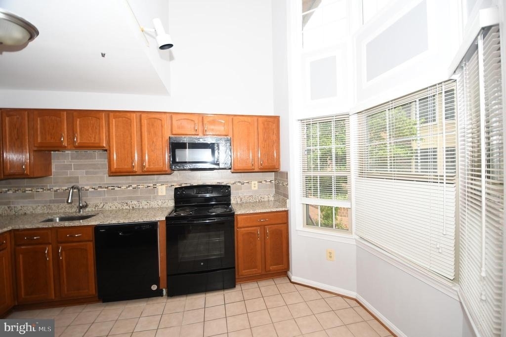 601 N Tazewell Street - Photo 24