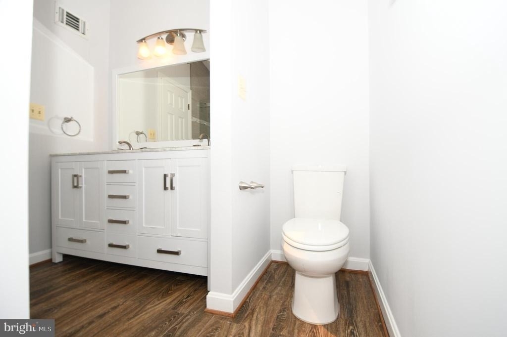 601 N Tazewell Street - Photo 40