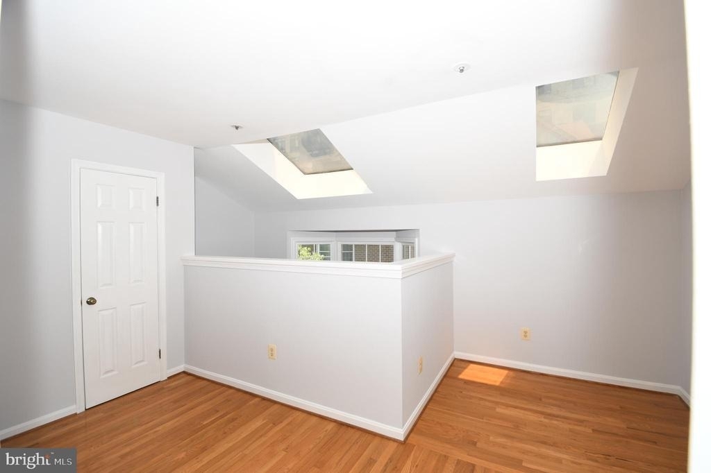 601 N Tazewell Street - Photo 63