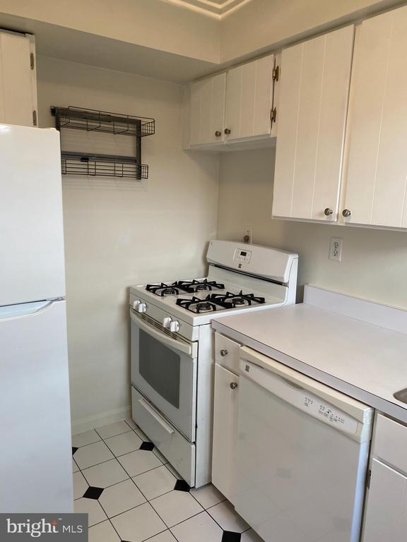 1300 N Meade Street - Photo 21