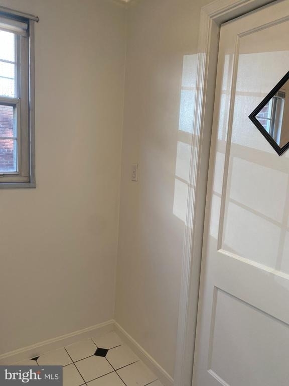 1300 N Meade Street - Photo 12