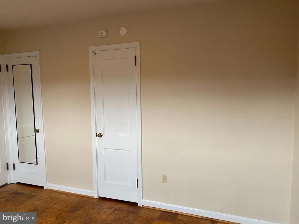 1300 N Meade Street - Photo 29