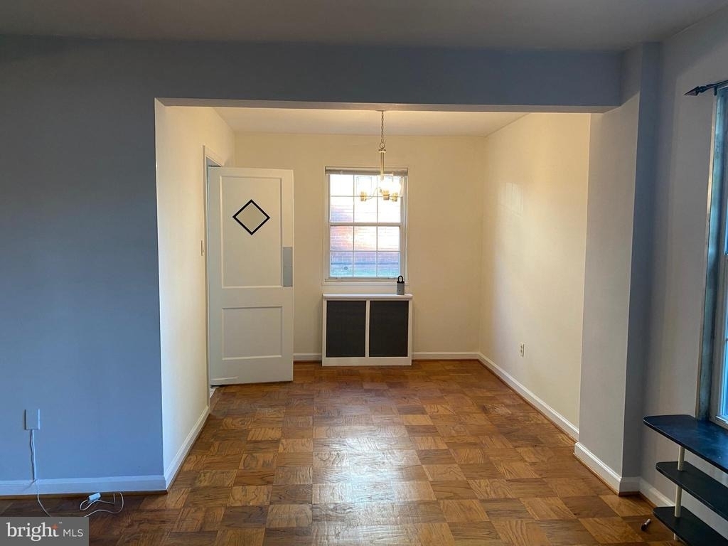 1300 N Meade Street - Photo 6