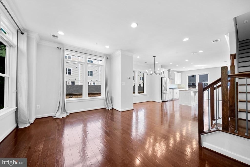 1121 S Lincoln Street - Photo 21