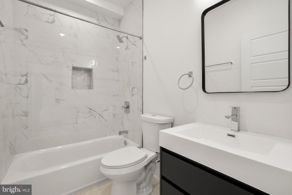 2325 Germantown Avenue - Photo 22