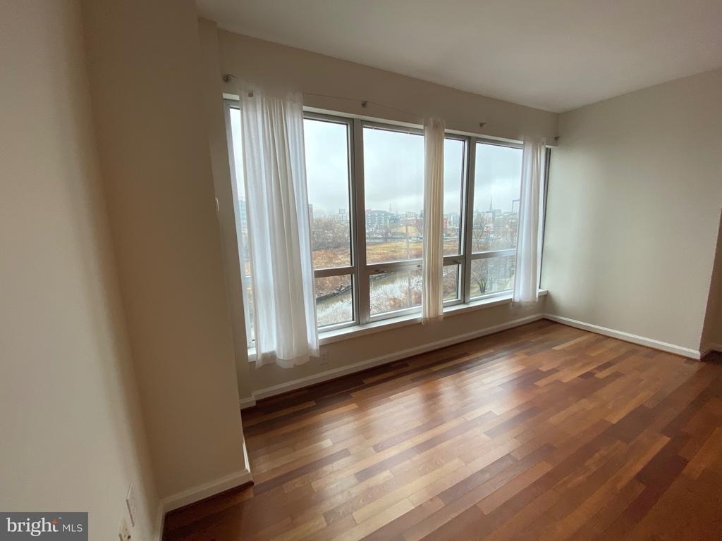 901 N Penn Street - Photo 10