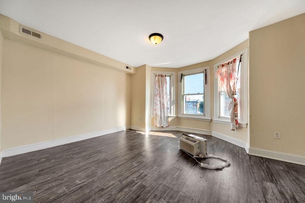 6164 Delancey Street - Photo 3