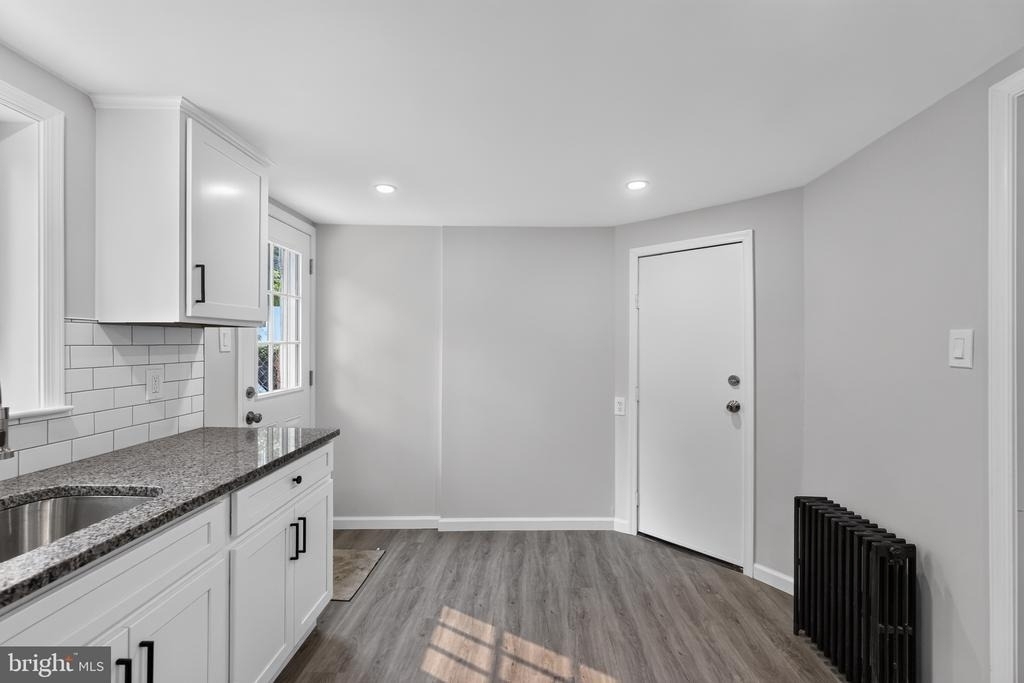 4469 Silverwood Street - Photo 10