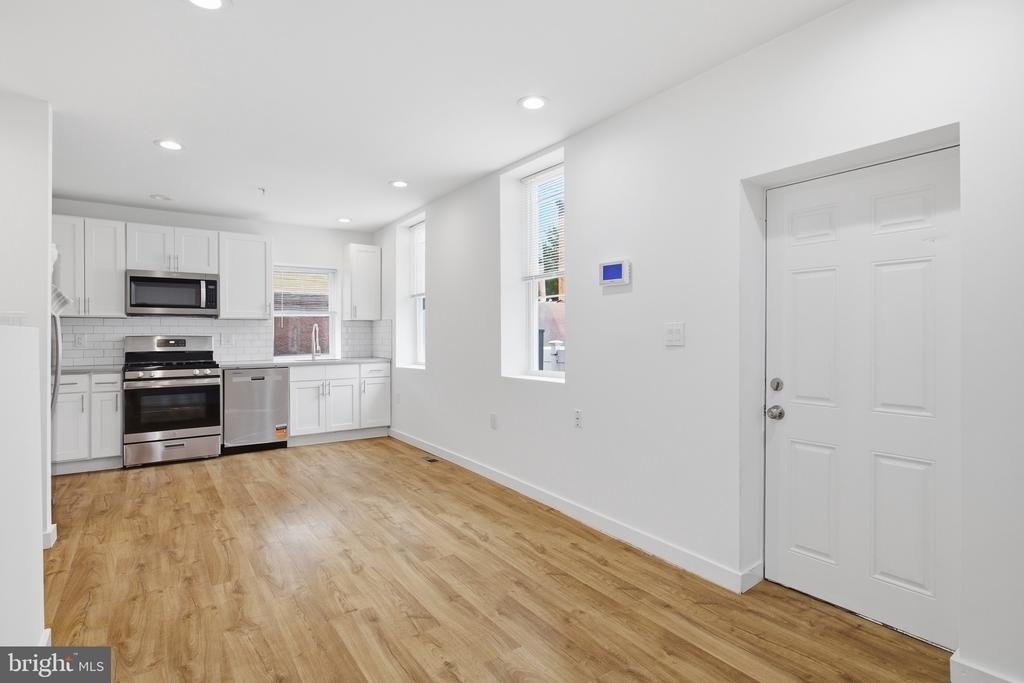 2162 E York Street - Photo 0