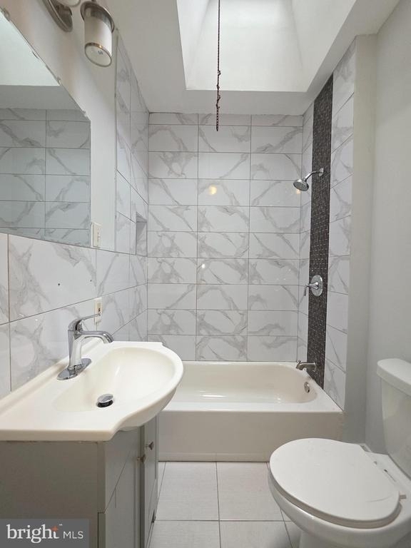 5515 Catharine Street - Photo 9