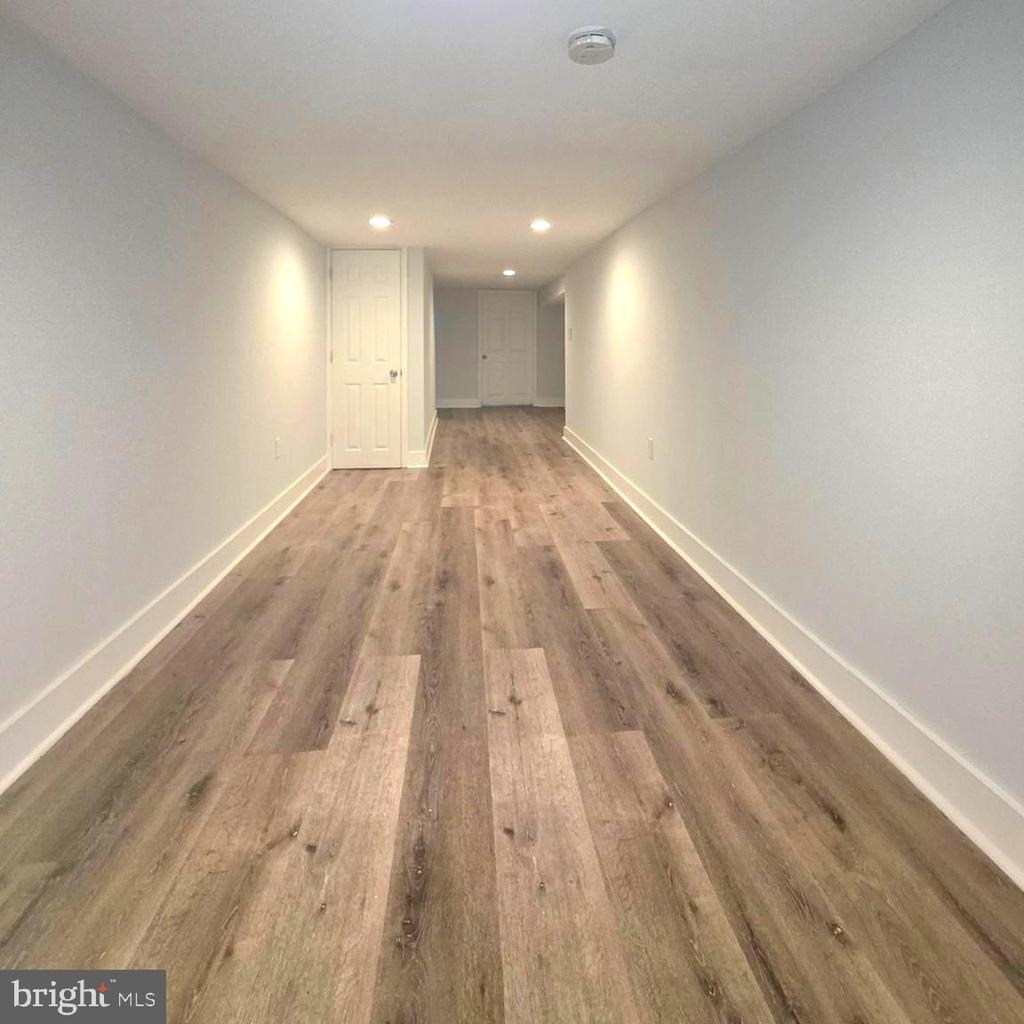 5515 Catharine Street - Photo 14