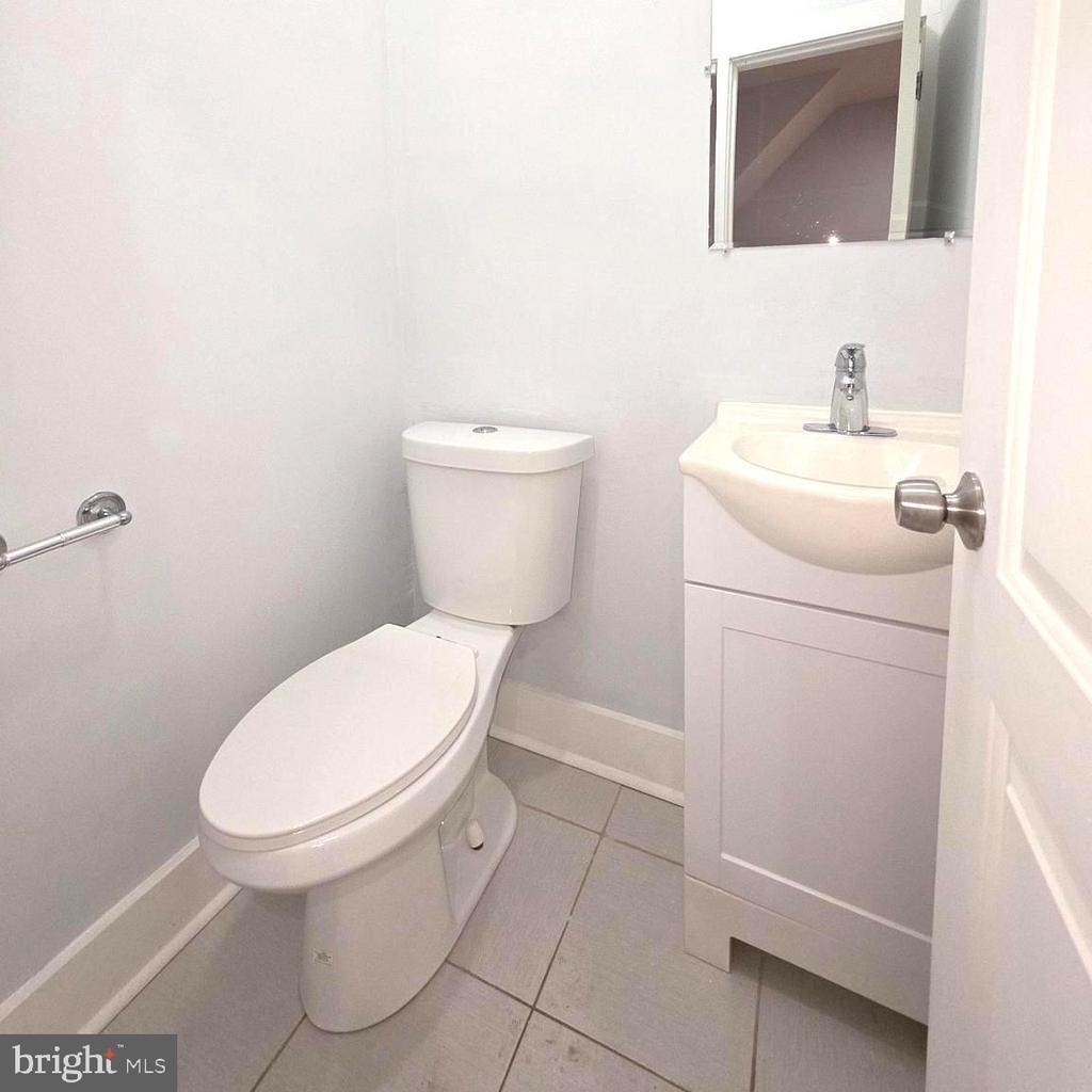 5515 Catharine Street - Photo 6