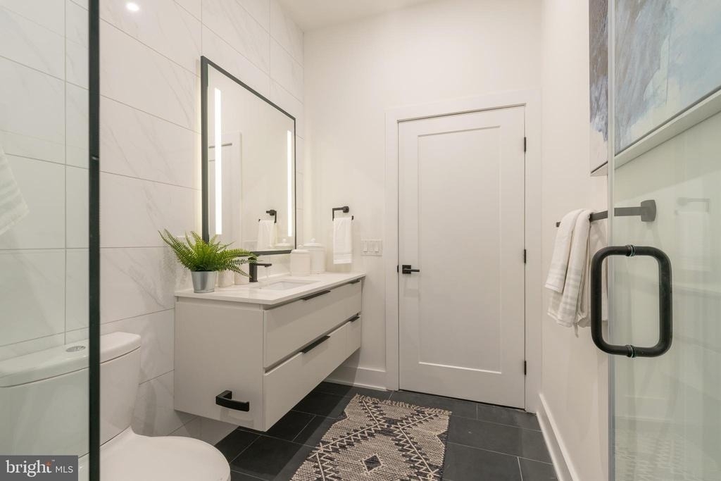 1421 E Columbia Avenue - Photo 21
