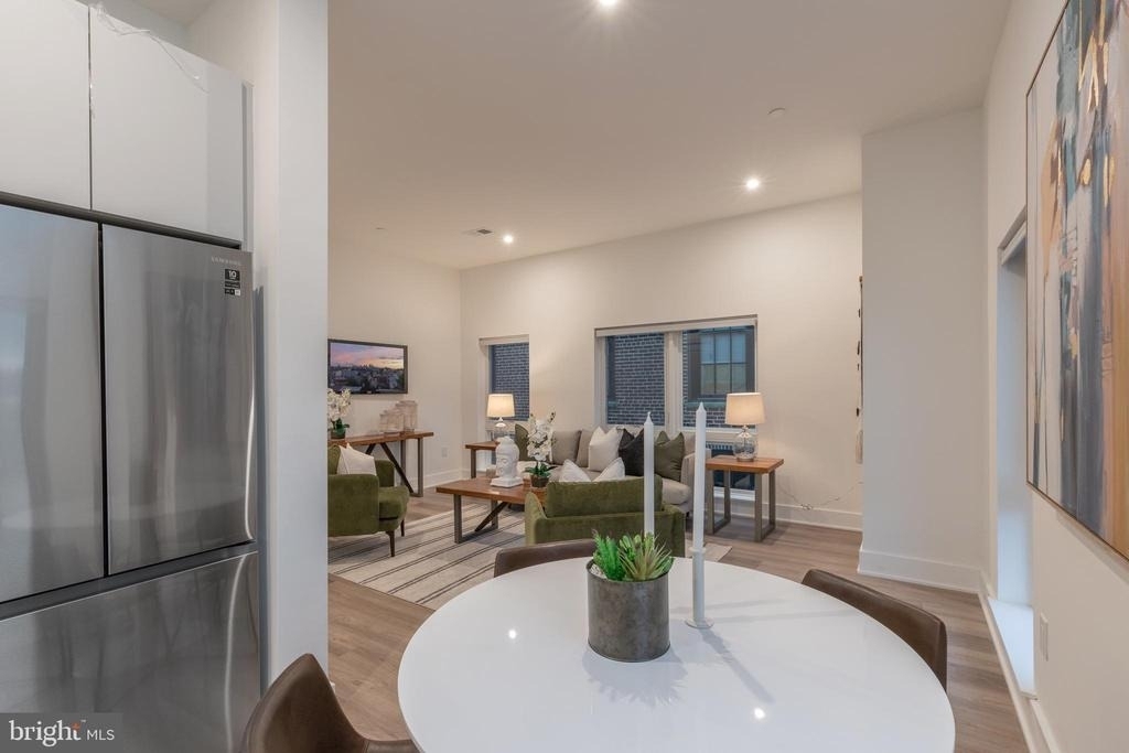 1421 E Columbia Avenue - Photo 4