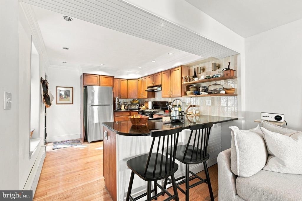 124 Grape Street - Photo 7