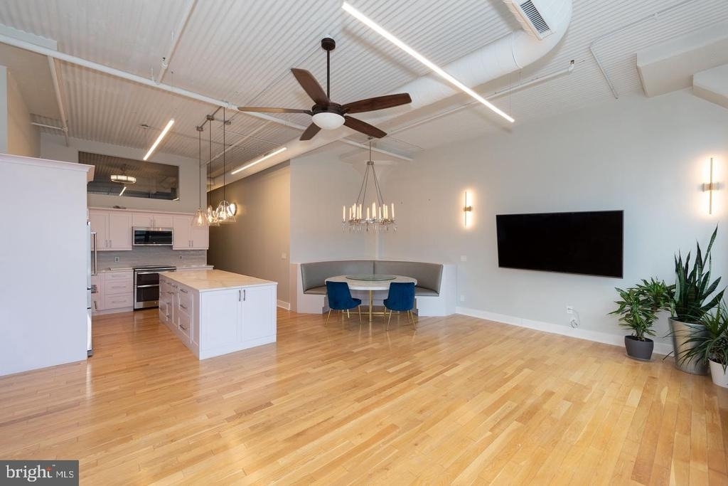 2200 Arch Street - Photo 12