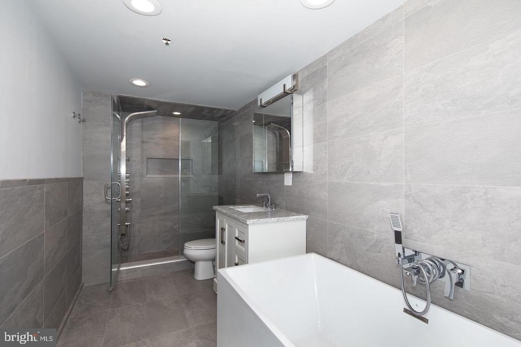 2200 Arch Street - Photo 32