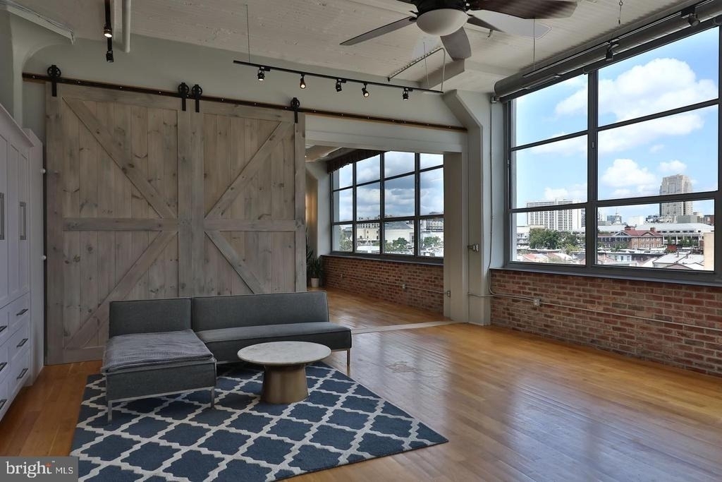 2200 Arch Street - Photo 7