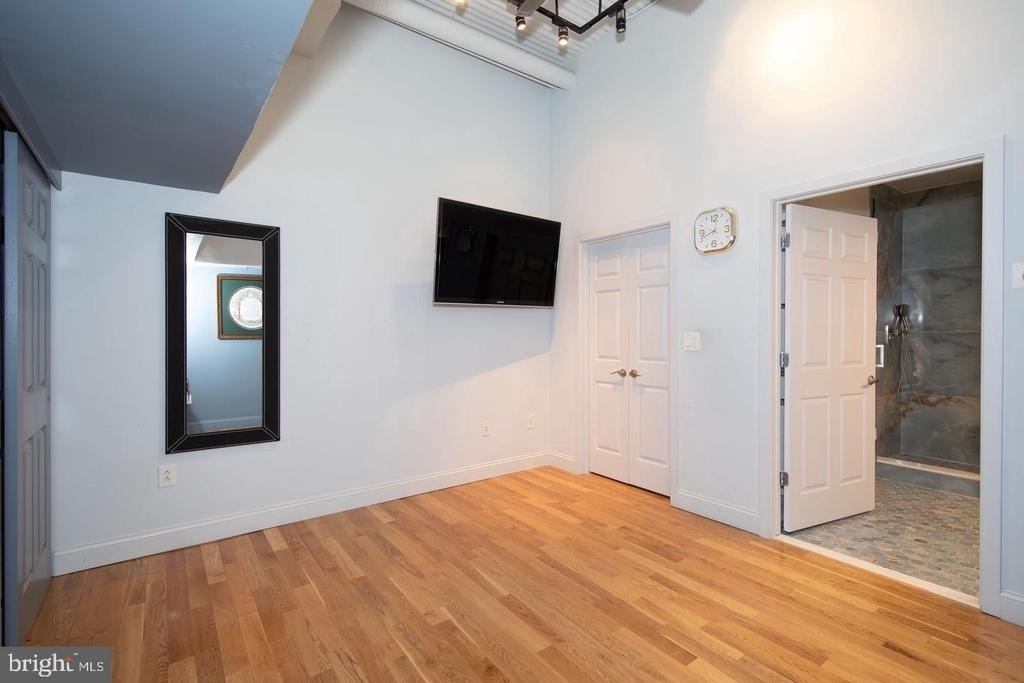 2200 Arch Street - Photo 24