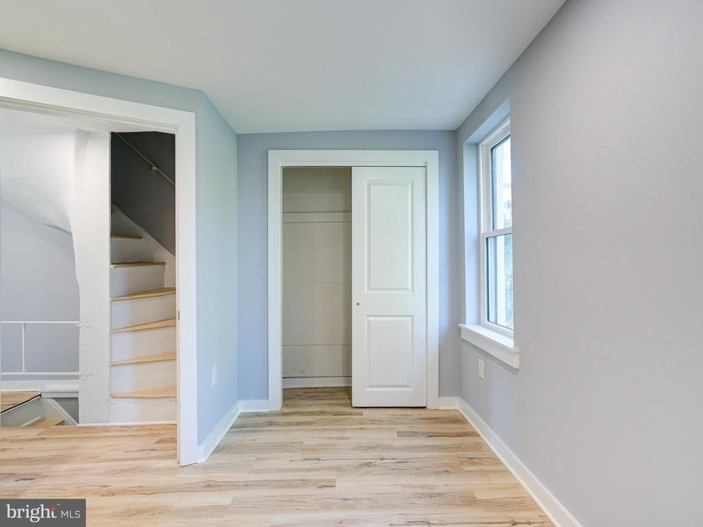 704 Miller Street - Photo 10