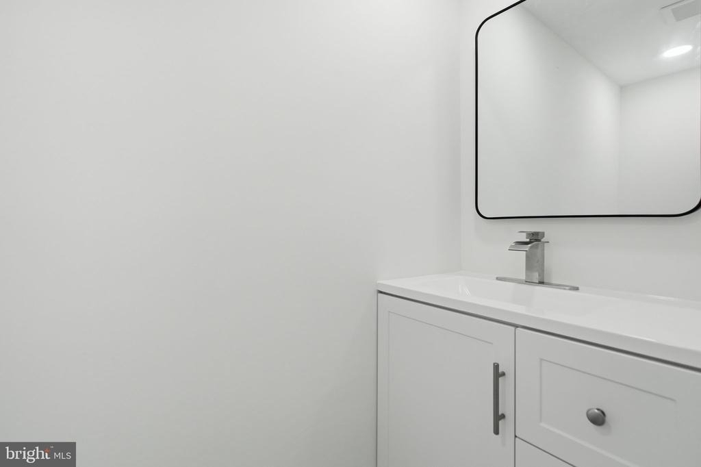 223 Parkdale Road - Photo 5