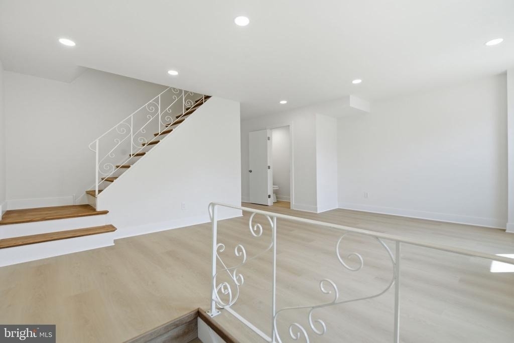 223 Parkdale Road - Photo 1