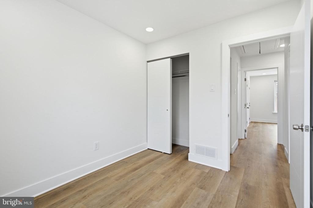 223 Parkdale Road - Photo 18