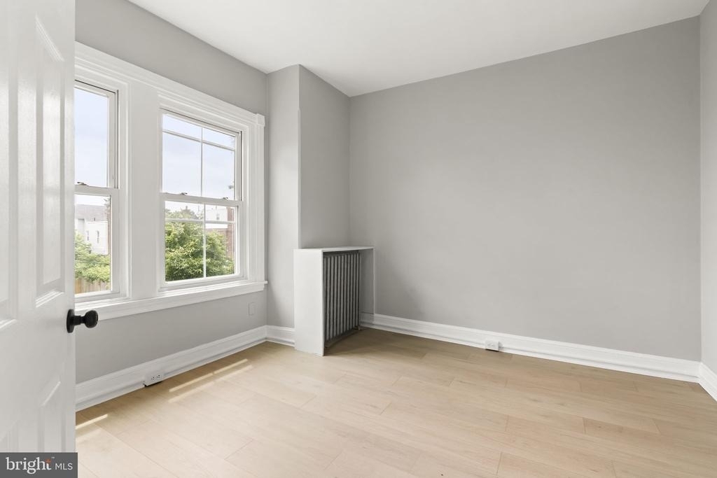 216 Collingdale Avenue - Photo 7