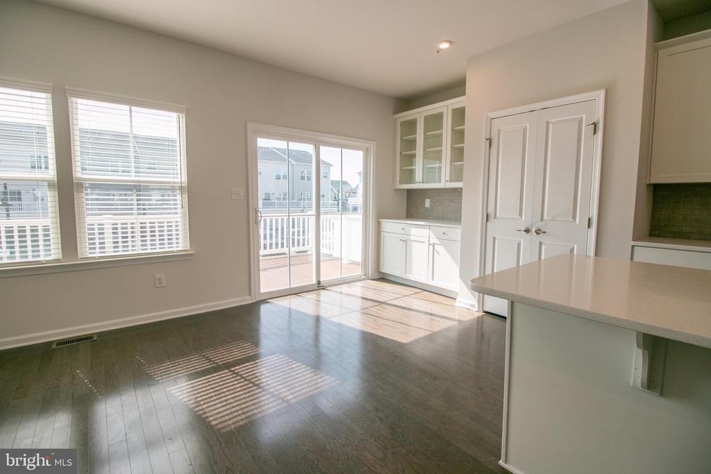 308 Blue Welsh Street - Photo 3