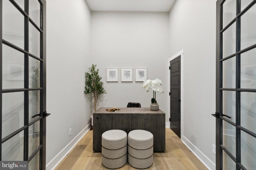 1110 W Valley Road - Photo 5